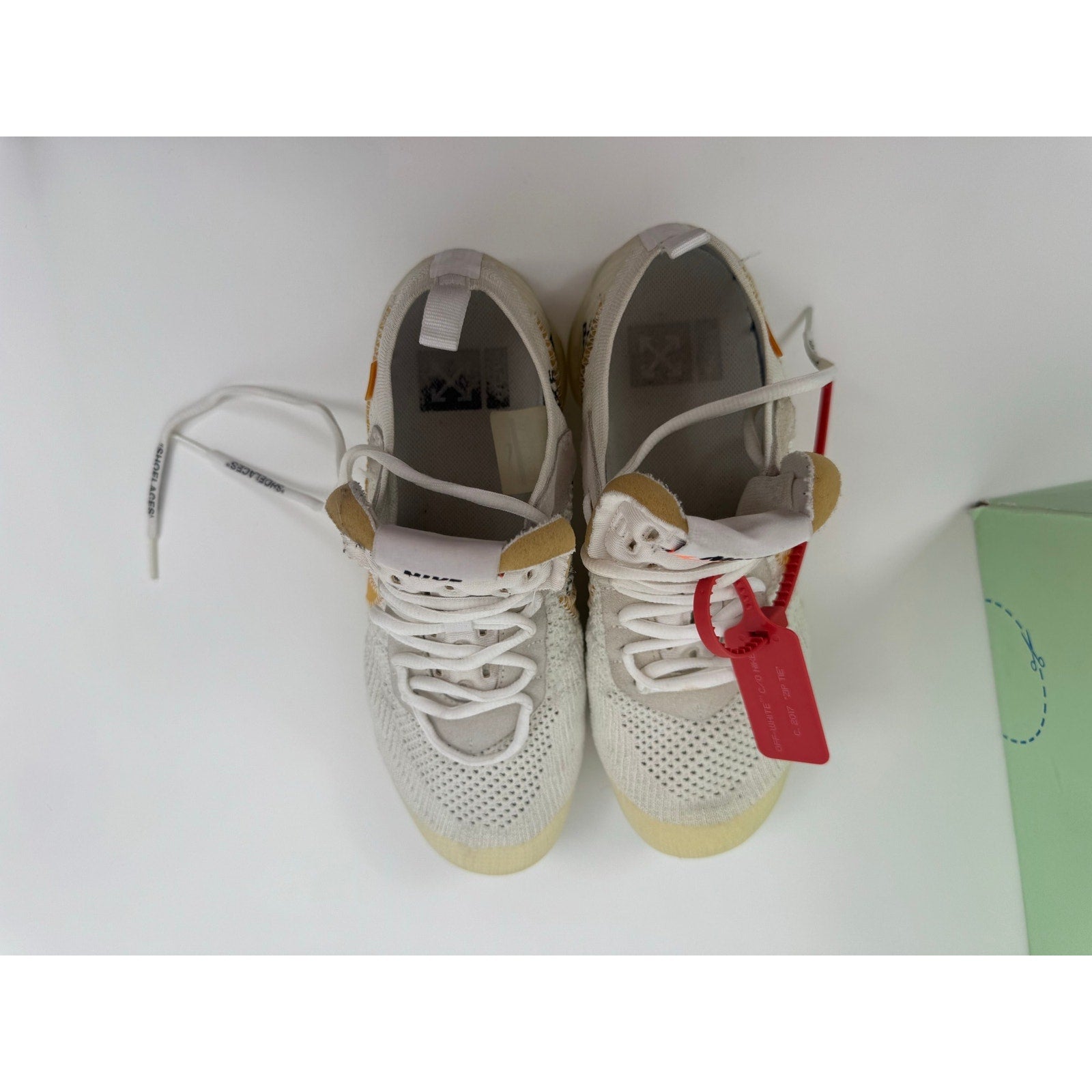 Men’s Nike x Off-White Air VaporMax Flyknit “White” AA3831-100 Size 8.5