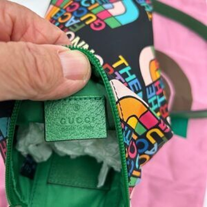 Gucci X North face shoulder bag made in Italy