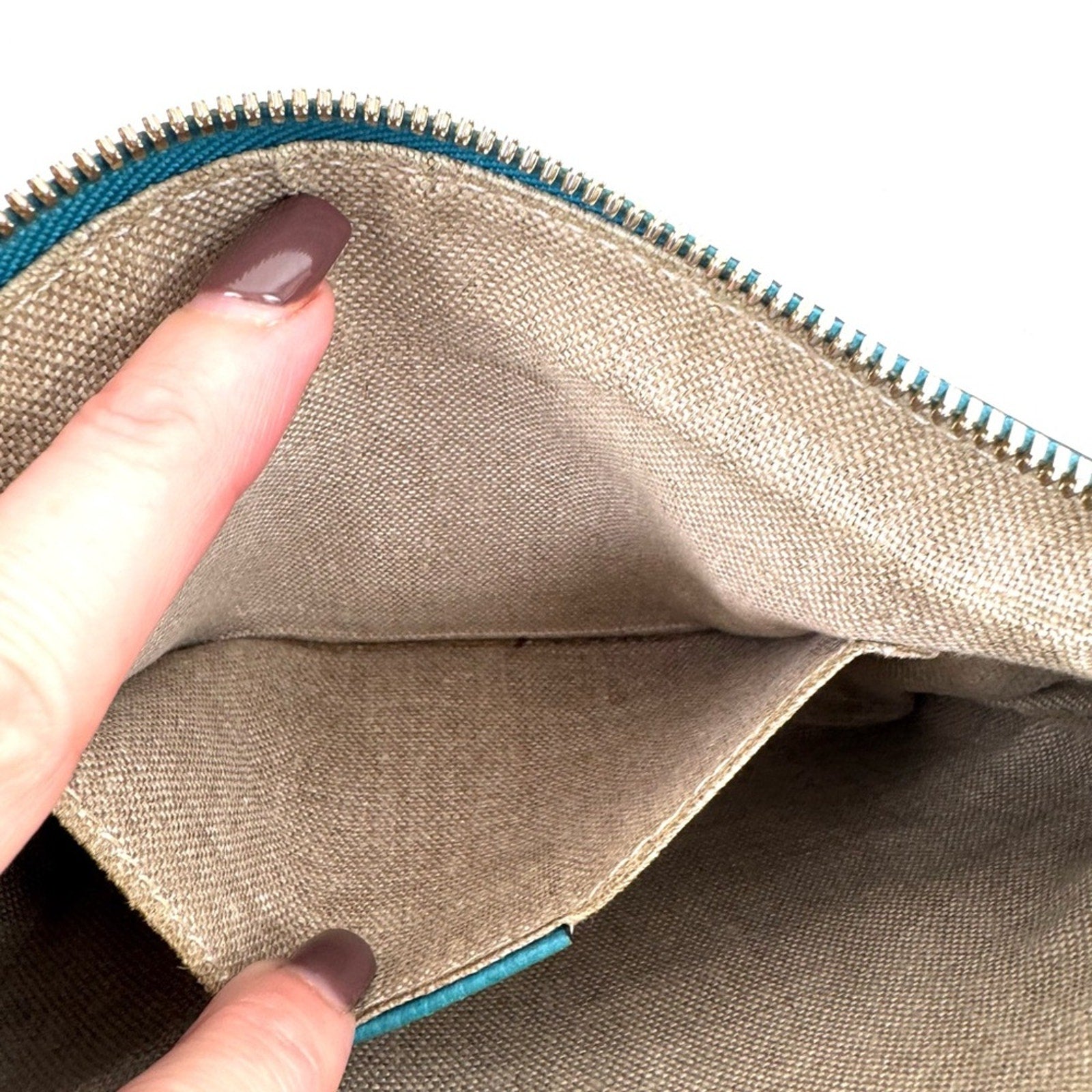 Women’s Gucci teal second bag pouch with bamboo tassels zip top closure amazing