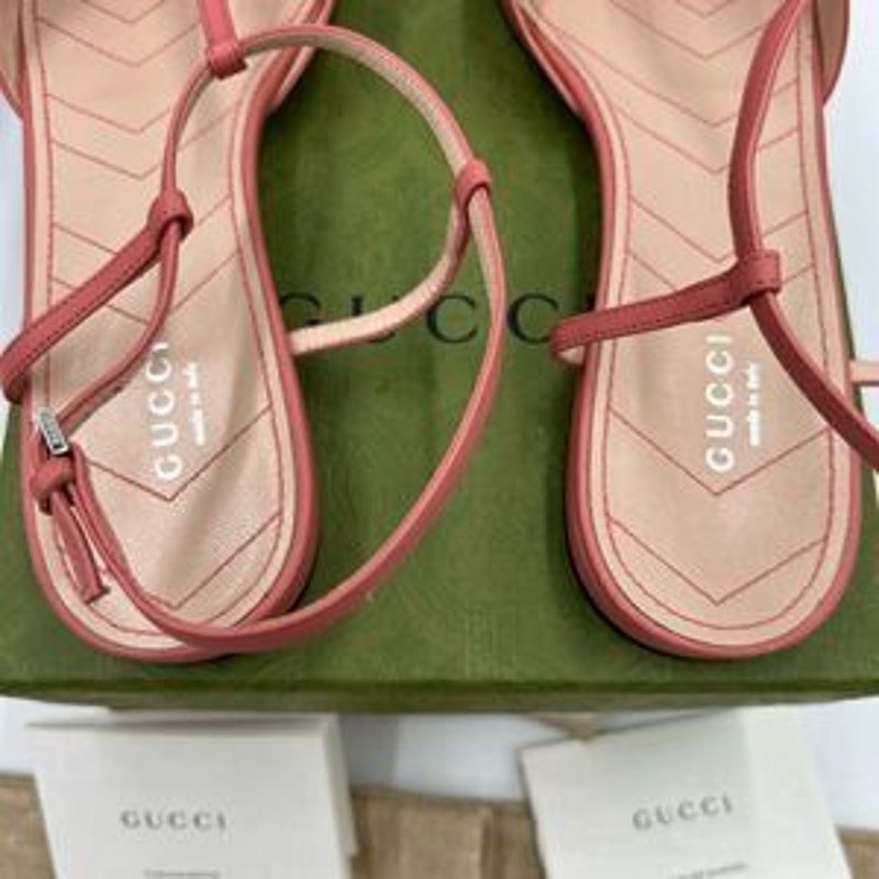 Women’s Gucci T strap, pink, leather GG ballet flats size 41 made in Italy