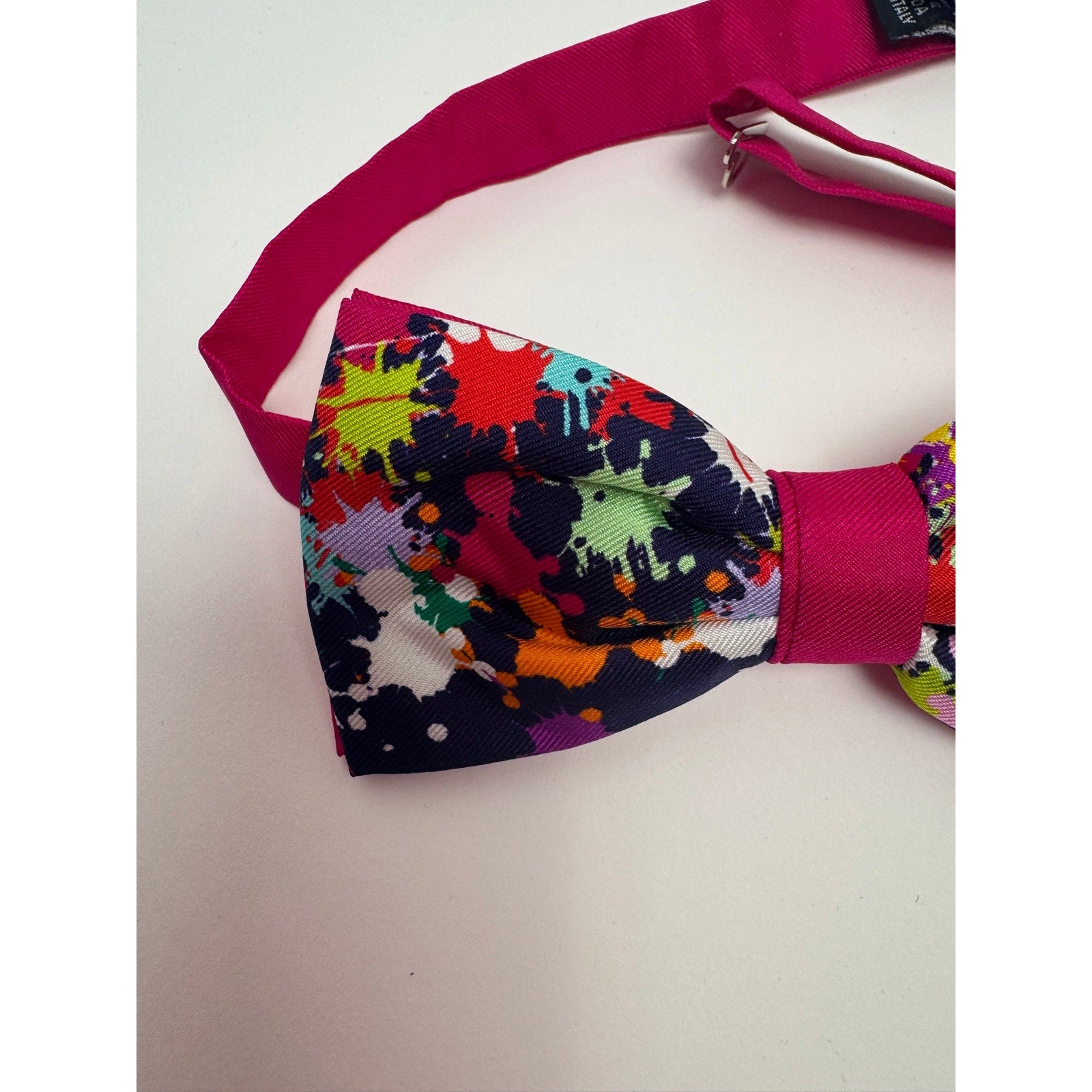 FEFE Napoli Men's NWT Silk Multicolor Paint Splatter Abstract Art Bow Tie