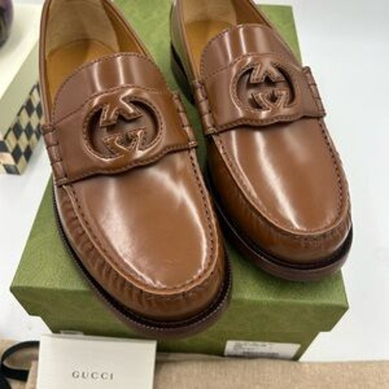 Men's Gucci interlocking G leather loafers size 7 fits eight US made in Italy