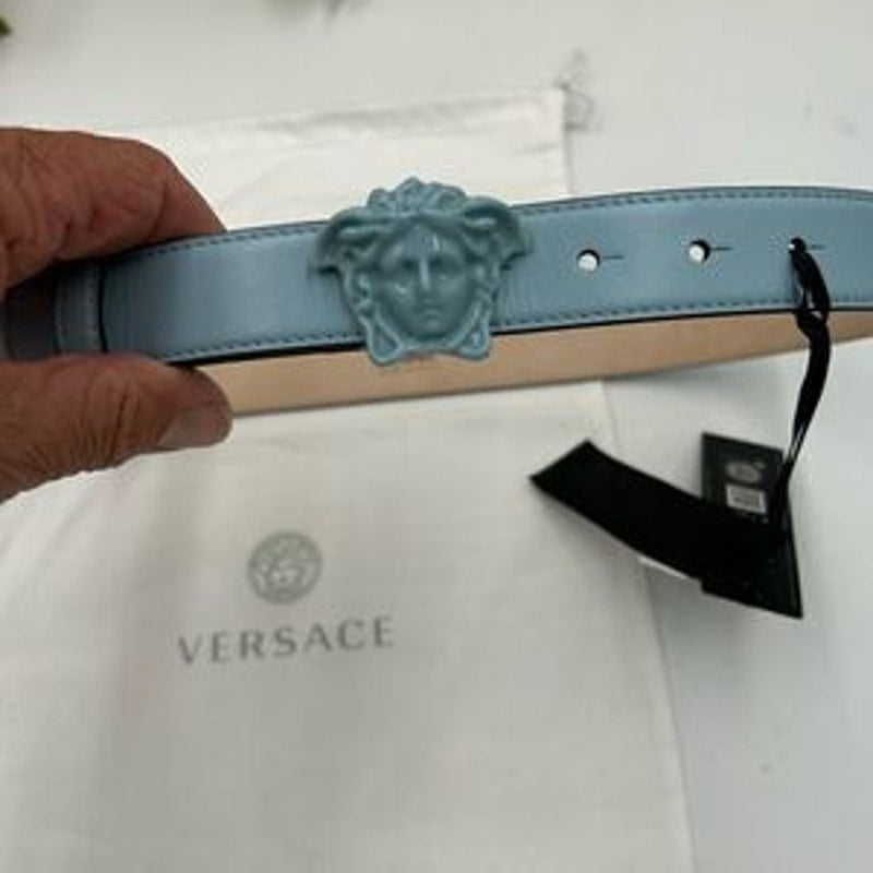 Women’s Versace medusa head leather belt size 75 cm made in Italy