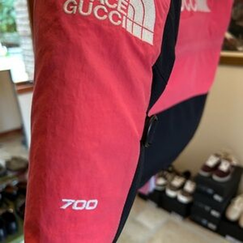 Women's Gucci X Northface, collaboration, puffer jacket size medium NWT