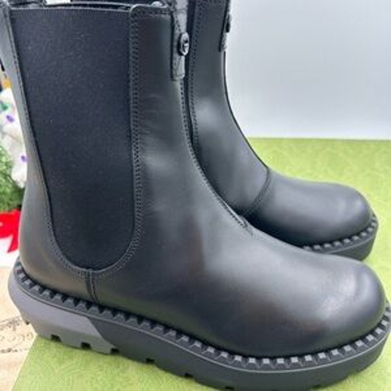 Gucci men's leather Chelsea boots size 7 fits 8 US made in Italy