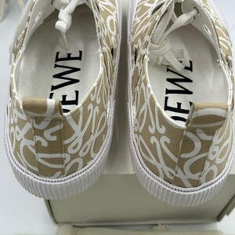 Men’s Loewe canvas, low top sneakers size 44 made in Spain