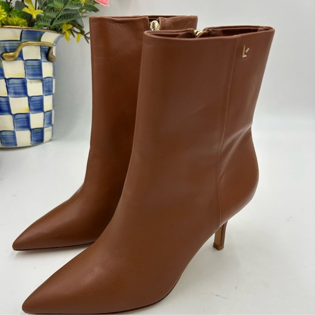 Women's Larroude Kate mini ankle boots size 7.5 made in Brazil