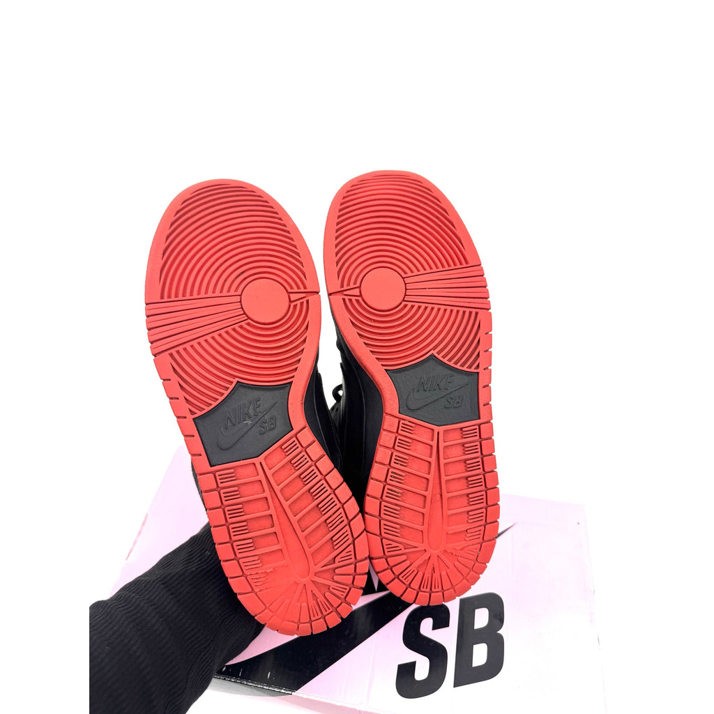 VNDS Nike SB Dunk Low TRD QS "Black Pigeon" Size 9
