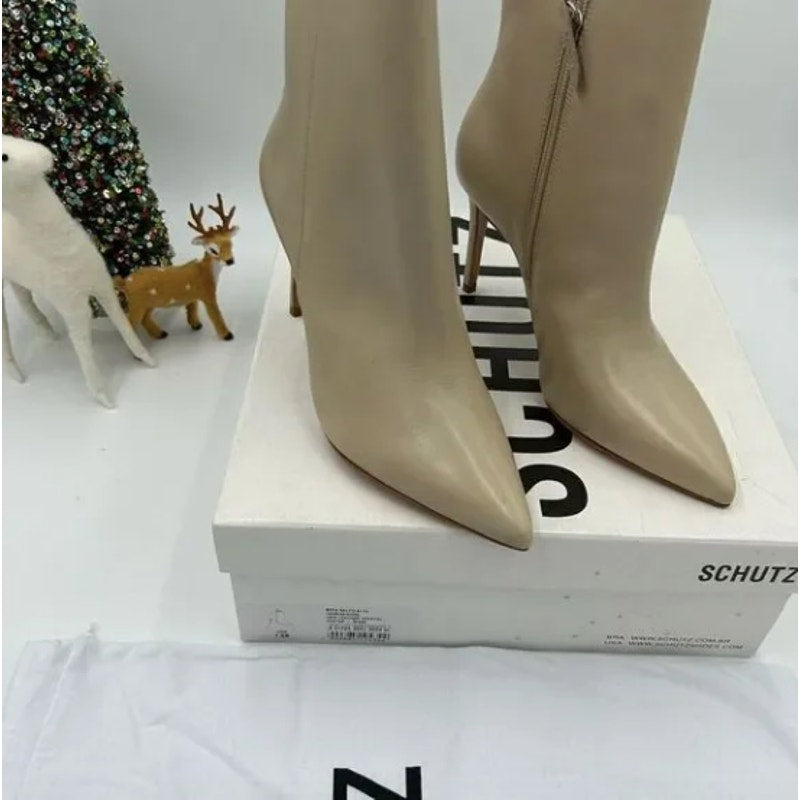 Women’s Schutz Mikki leather ankle boots size 7.5 made in Brazil