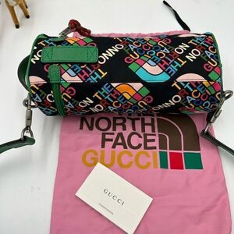 Gucci X North face shoulder bag made in Italy