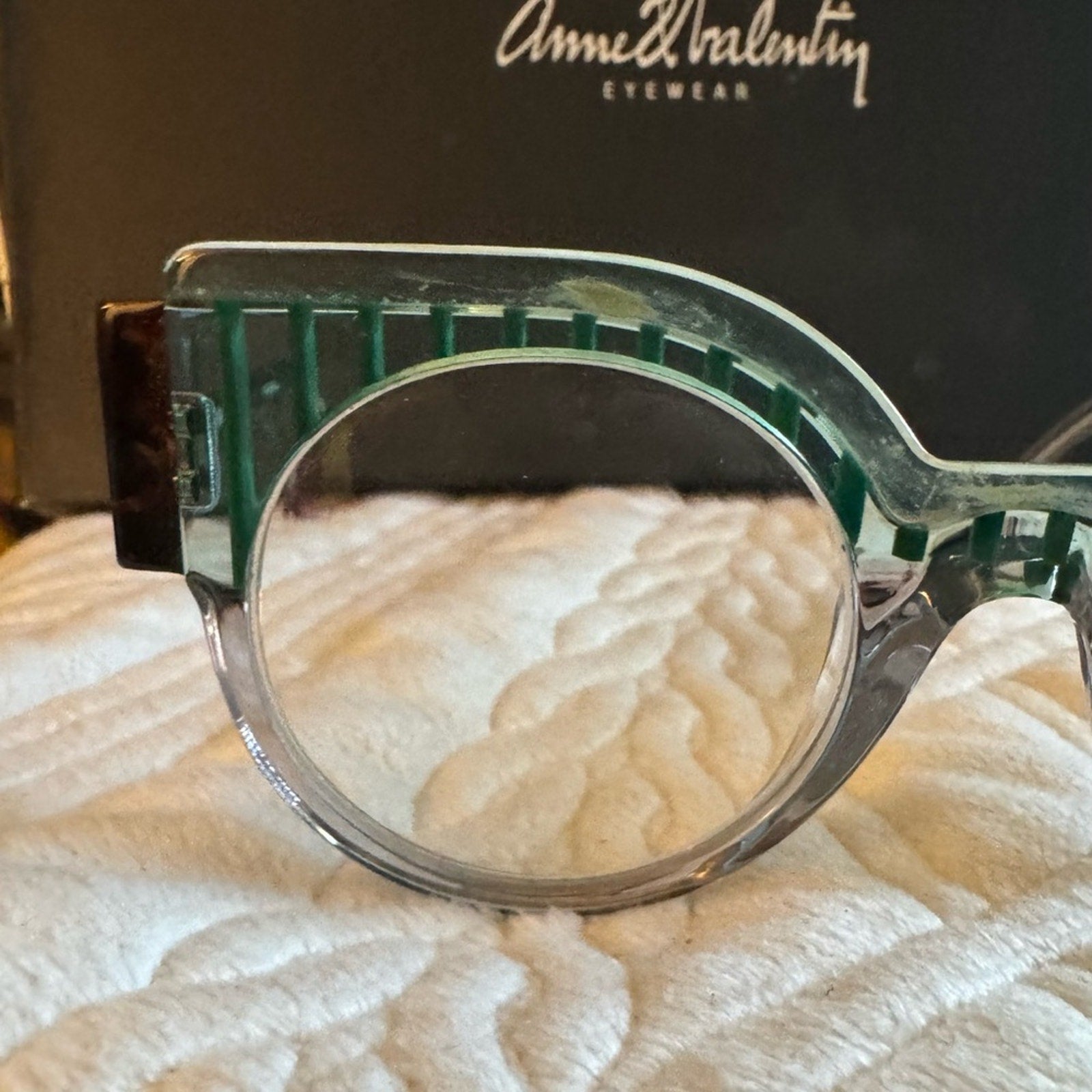 Anne & Valentin Green / Black and clear striped uniques handmade frames EYE ART