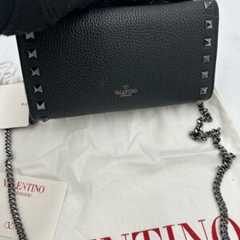 Women's Valentino Garavani rock stud, wallet on a chain made in Italy