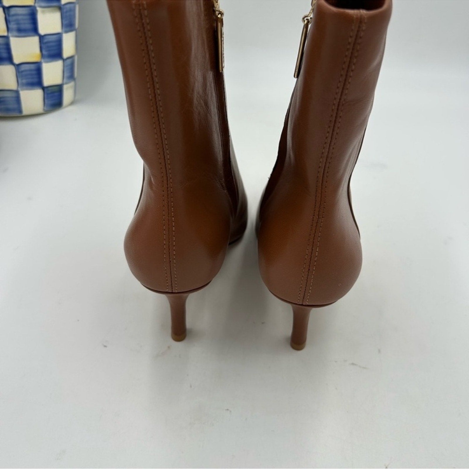 Women's Larroude Kate mini ankle boots size 7.5 made in Brazil