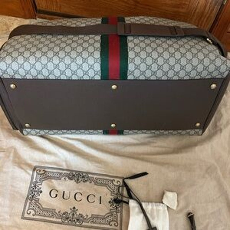 Gucci LARGE Savoy, duffel bag, GG supreme brown and tan, made in Italy NWT