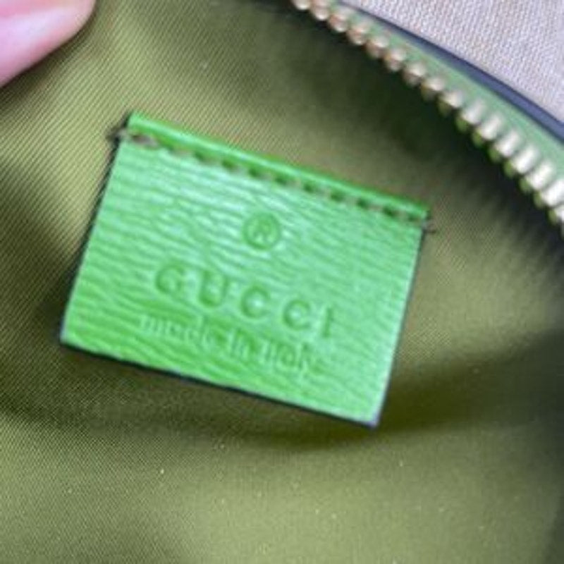 Unisex Gucci, leather case made in Italy