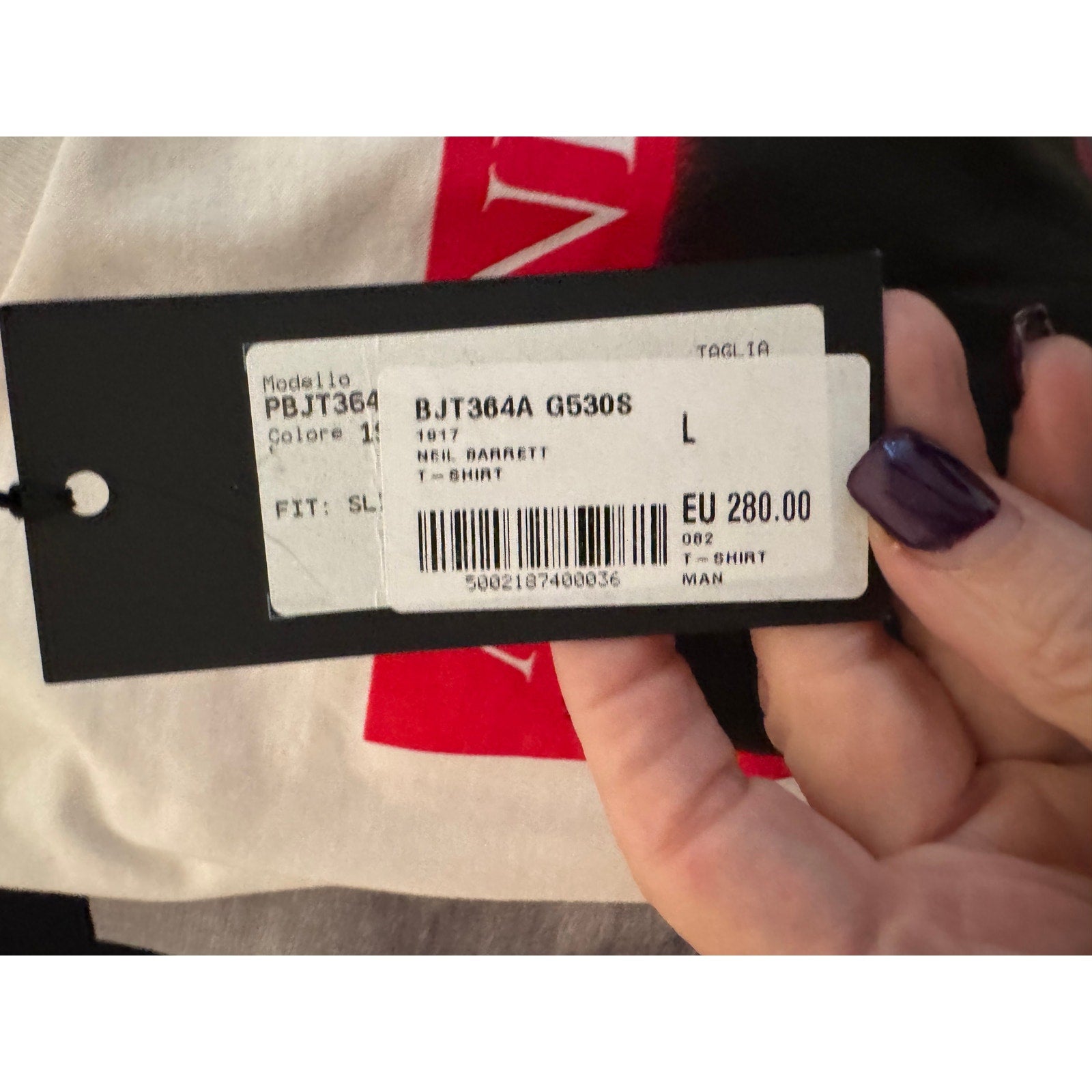 Men's Neil Barrett NWT White "A Kind Of Red" Graphic Short Sleeve T-Shirt Size L