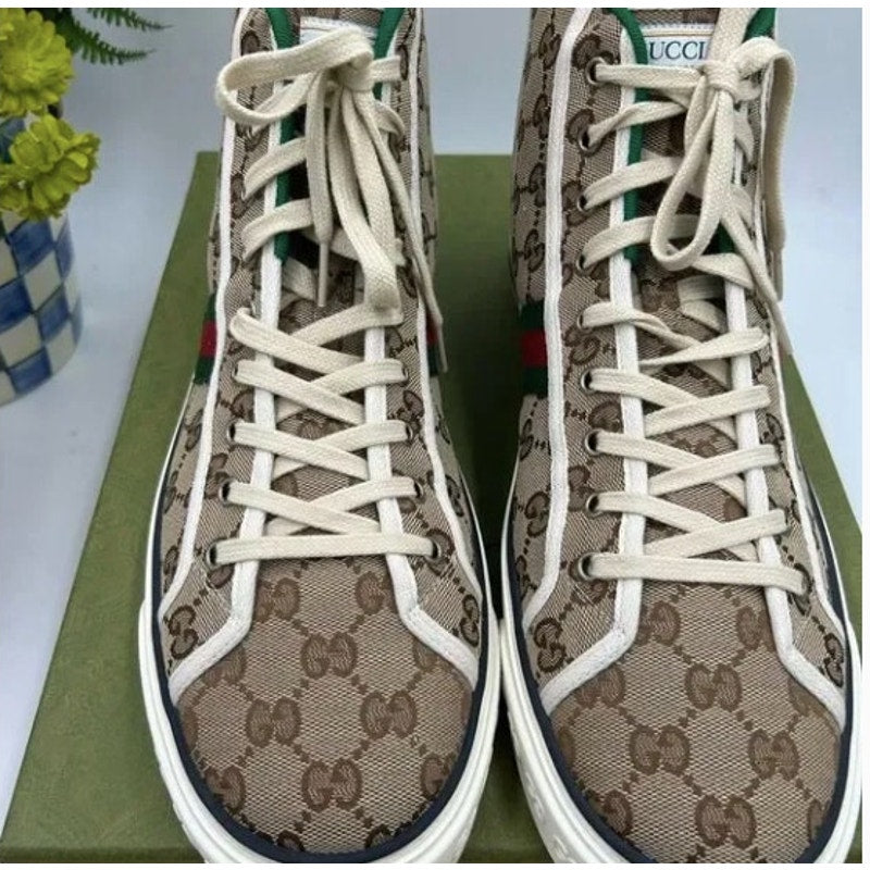Men's Gucci tennis 1977 high top sneakers size 13 made in Italy
