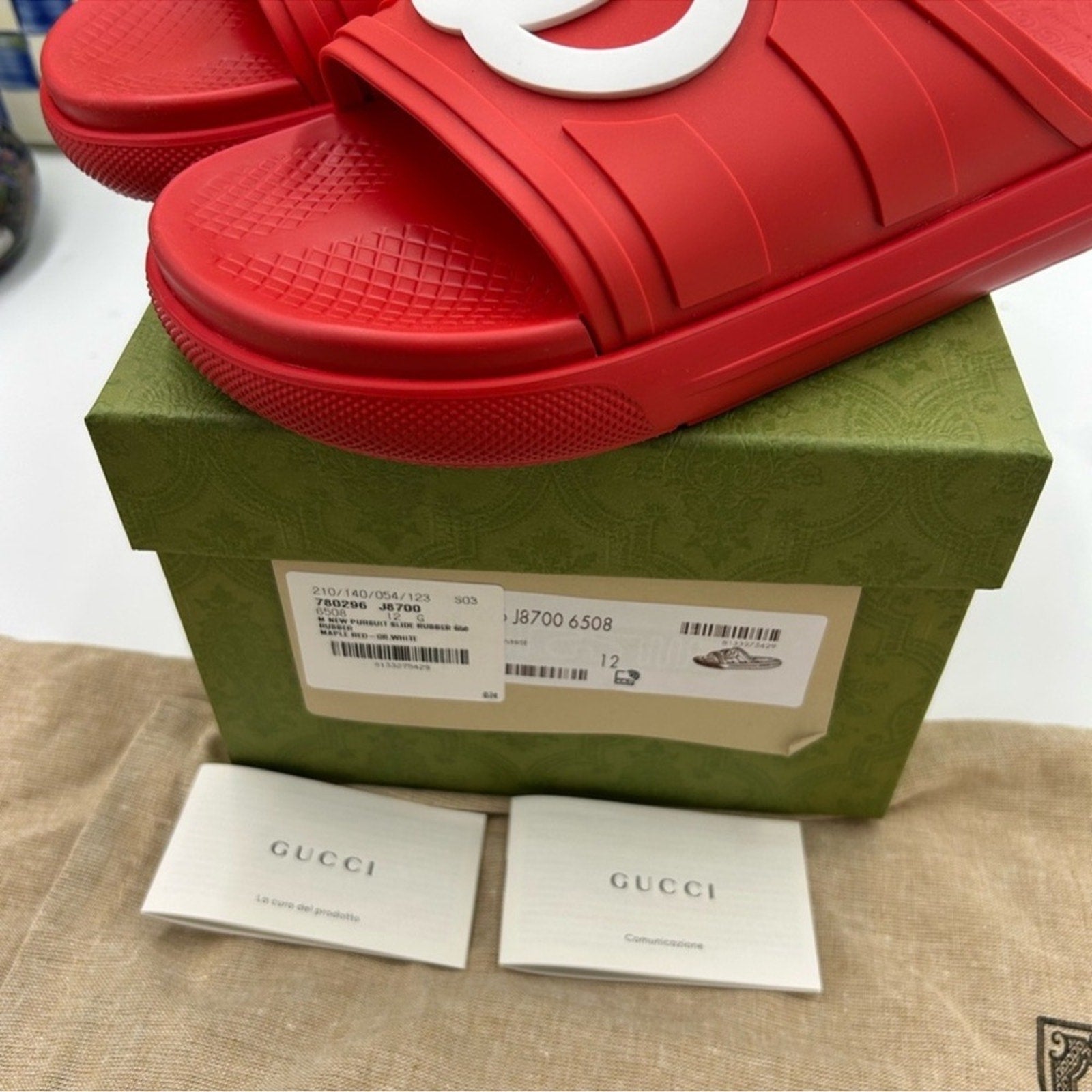 Men's Gucci interlocking G rubber Pool slides
Size 12 
Made in Italy