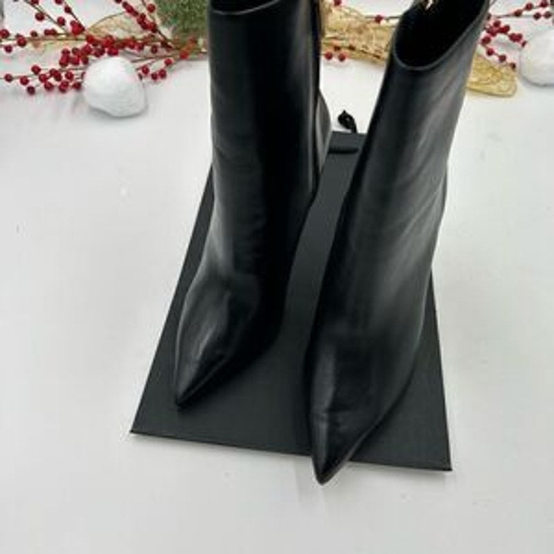 Women’s Schutz black soft leather ankle boots size 40 made in Brazil