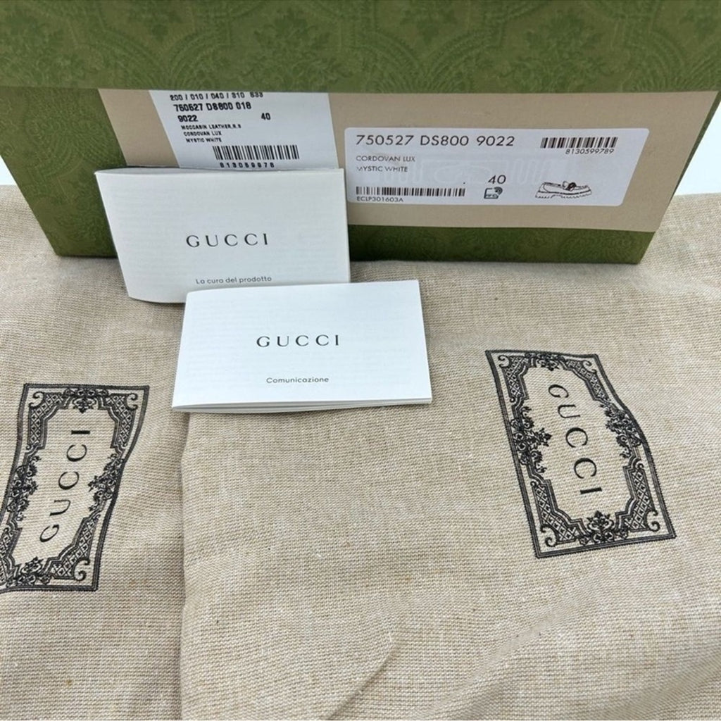 Women's Gucci interlocking GG patent leather loafers Size 40 
Made in Italy