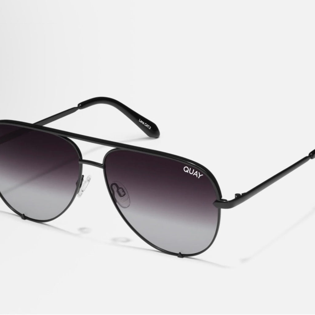 QUAY, HIGH KEY NWOT’s aviator style, Unisex black w/black gradient lenses