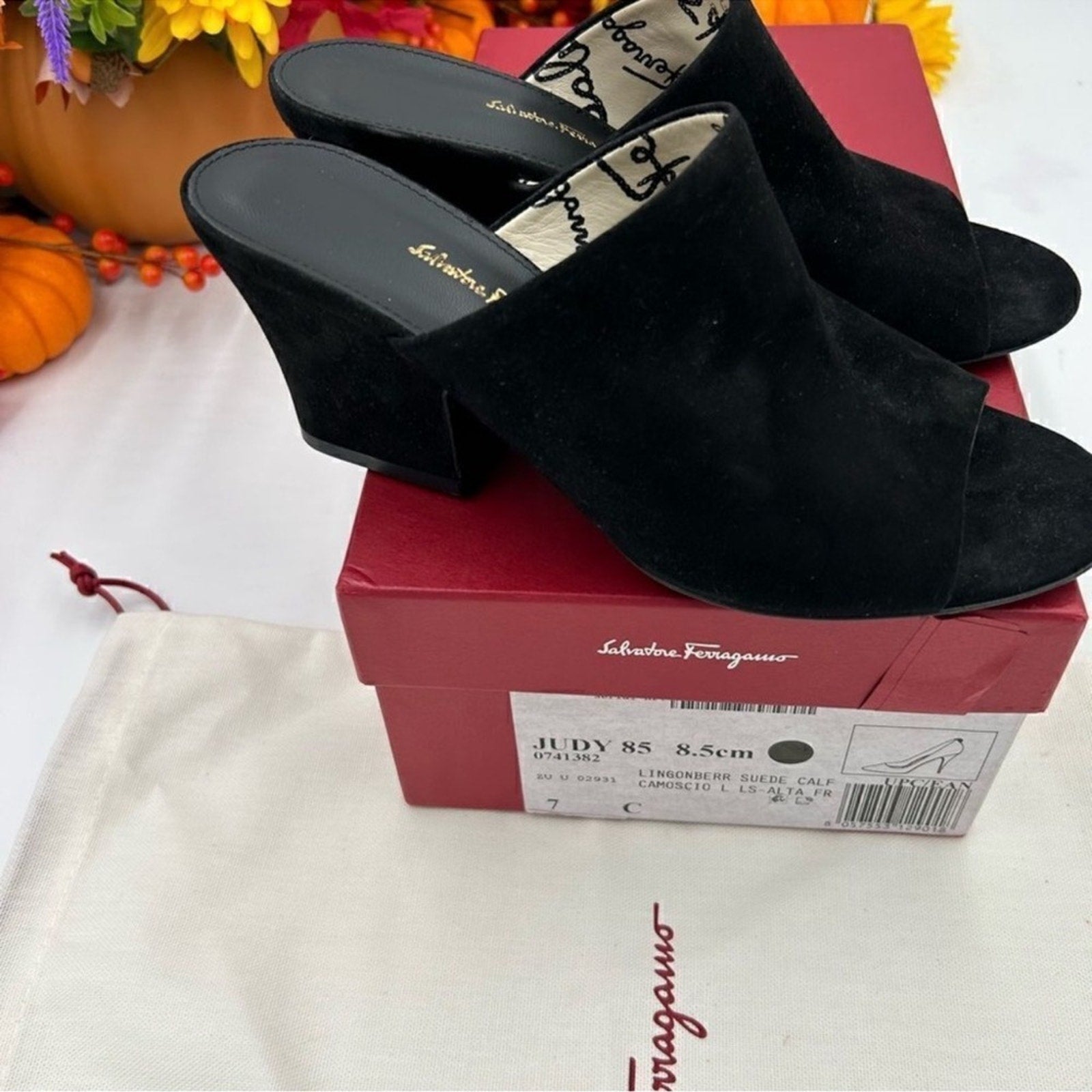 Women's Salvatore Ferragamo Judy 85 Suede mules, size 7, made in Italy