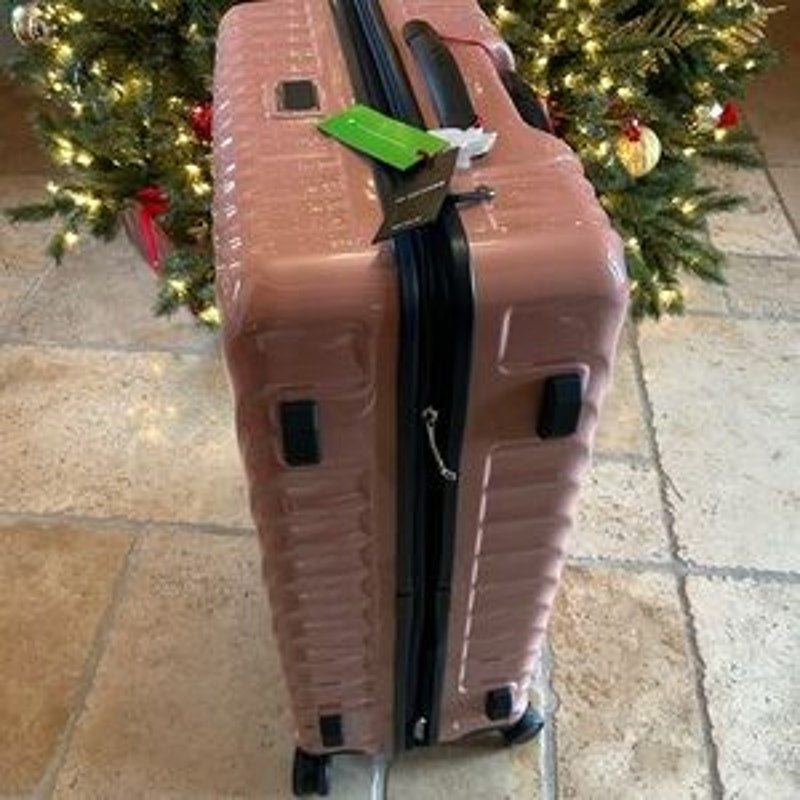 Tumi 19° extended trip expandable four-wheel packing suitcase NWT